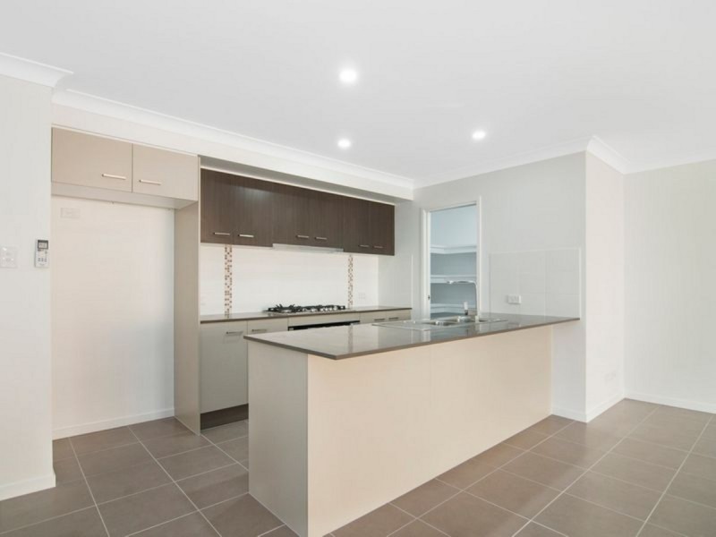 2 Cress Court, Pimpama QLD 4209