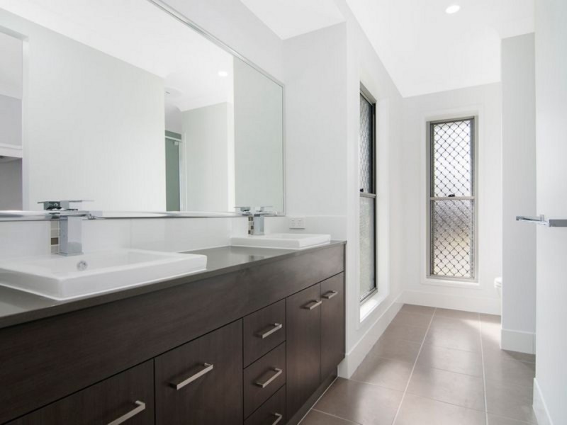 2 Cress Court, Pimpama QLD 4209