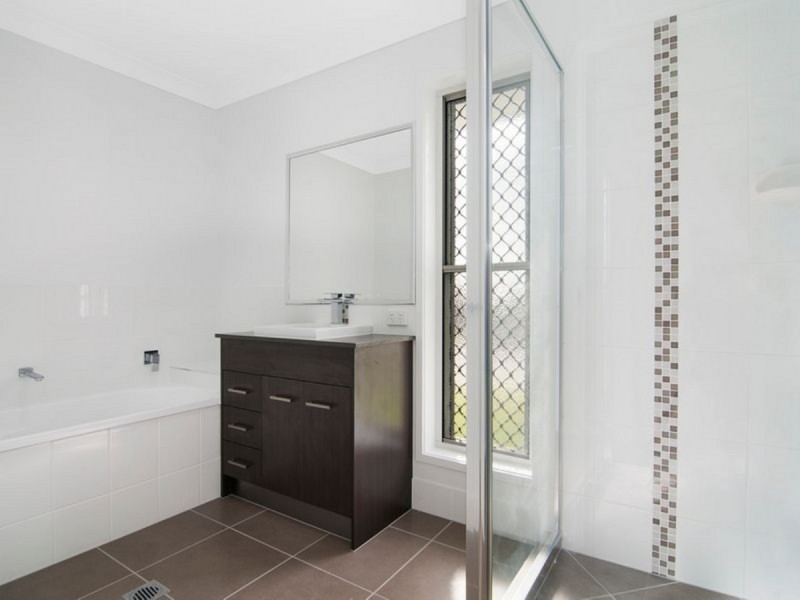 2 Cress Court, Pimpama QLD 4209