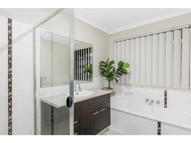 143 Brygon Creek Drive, Upper Coomera QLD 4209