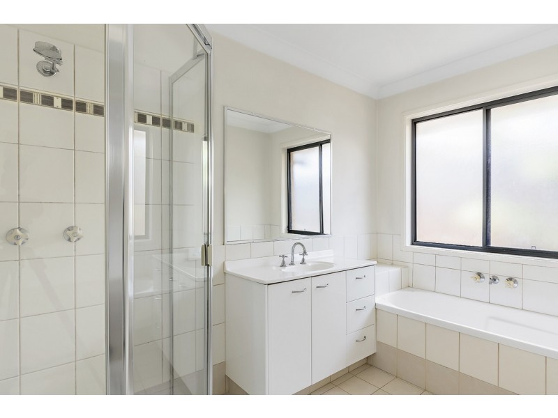 23 Sandhurst Crescent, Upper Coomera QLD 4209