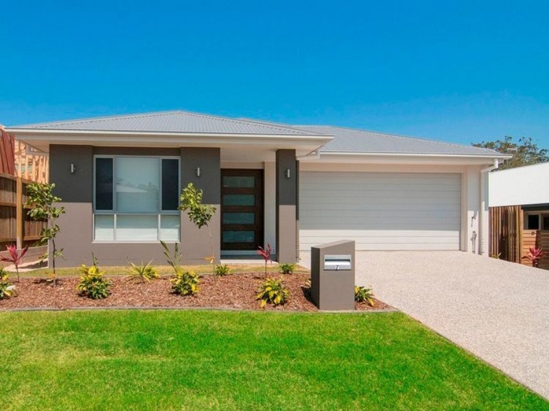 7 Idalia Street, Pimpama QLD 4209