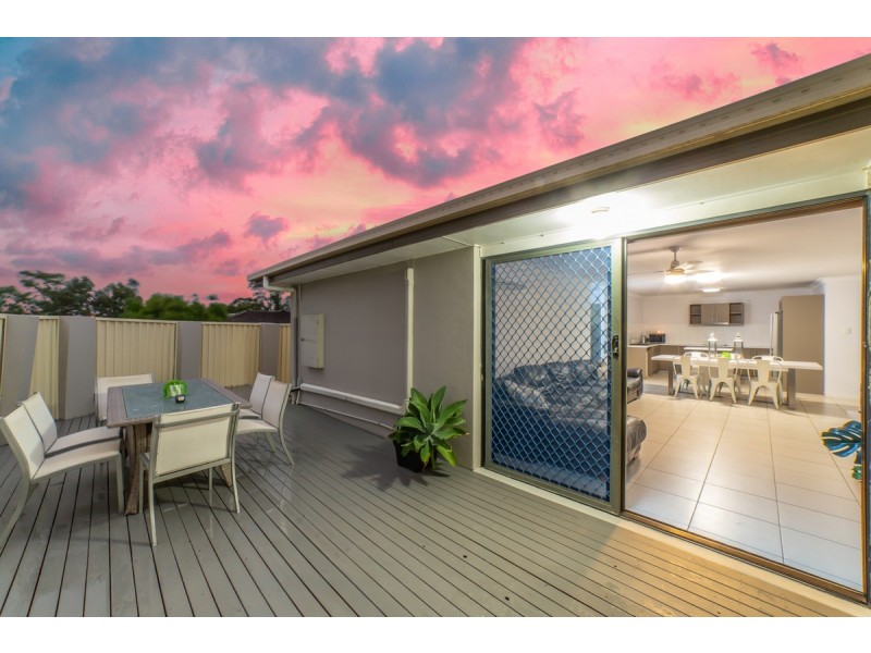 2/11 Stacer Street, Upper Coomera QLD 4209