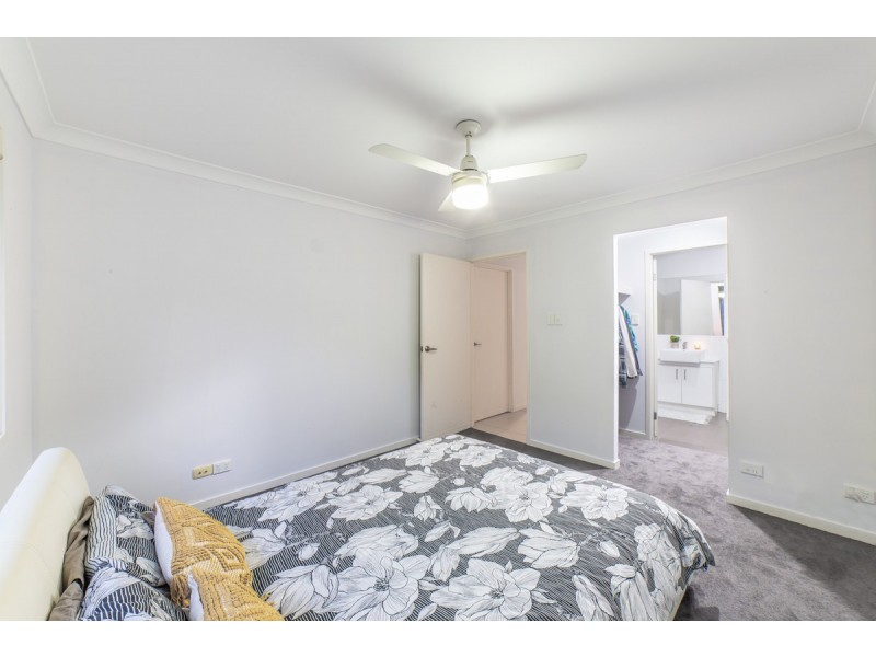 2/11 Stacer Street, Upper Coomera QLD 4209