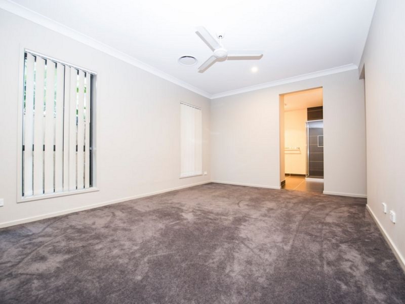 29 Wyperfield Circuit, Pimpama QLD 4209