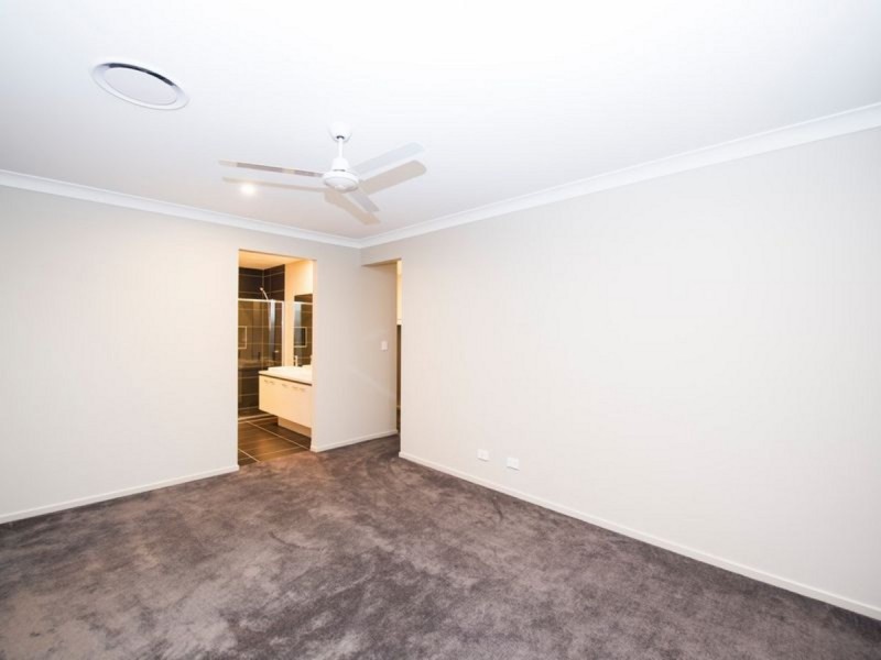 29 Wyperfield Circuit, Pimpama QLD 4209