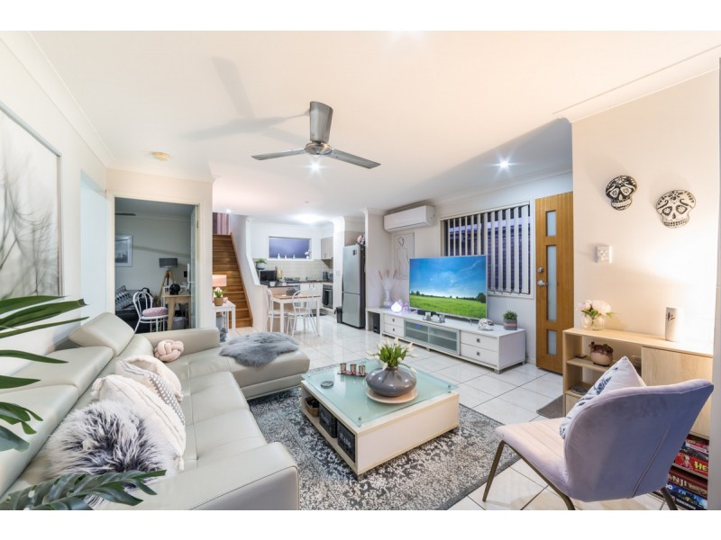 25 Damian Leeding Way, Upper Coomera QLD 4209