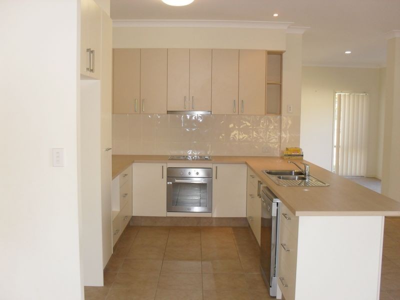 31 Serenade Drive, Coomera Waters QLD 4209