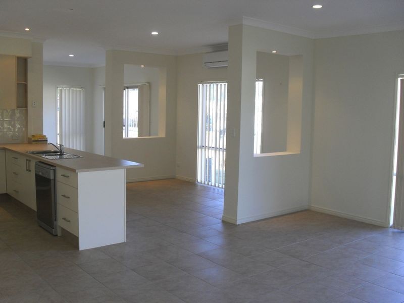 31 Serenade Drive, Coomera Waters QLD 4209