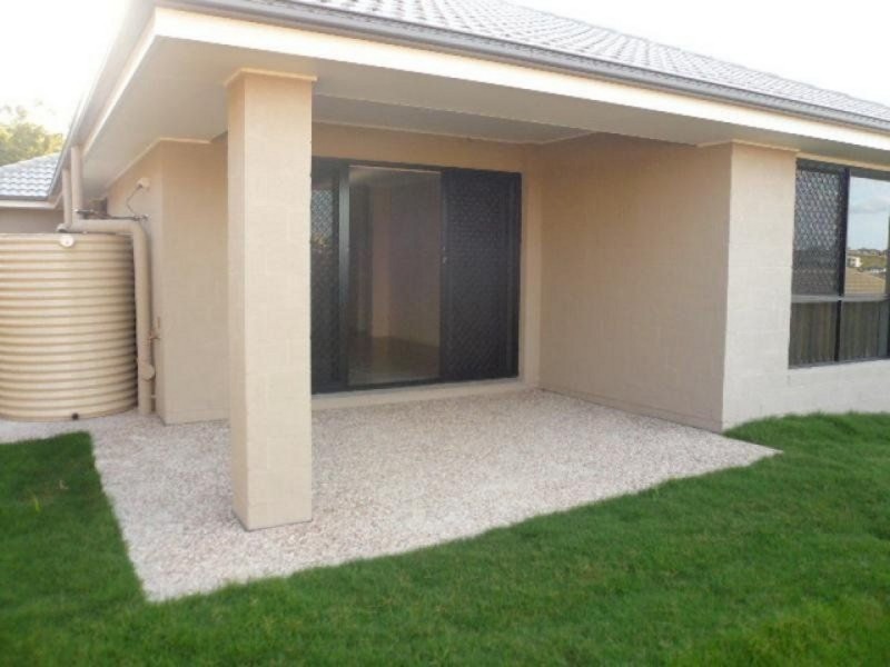26 Aldgate Crescent, Pacific Pines QLD 4211