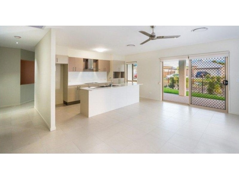 7 Antonio Place, Coomera QLD 4209
