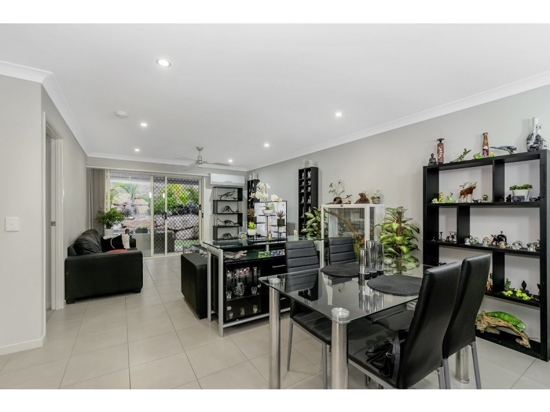 1/12 Isetta Court, Upper Coomera QLD 4209