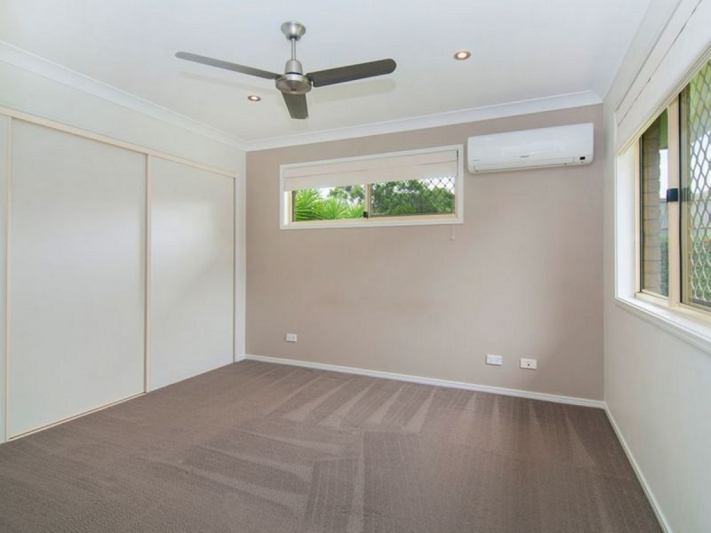 16 Cranberrie Crescent, Pimpama QLD 4209