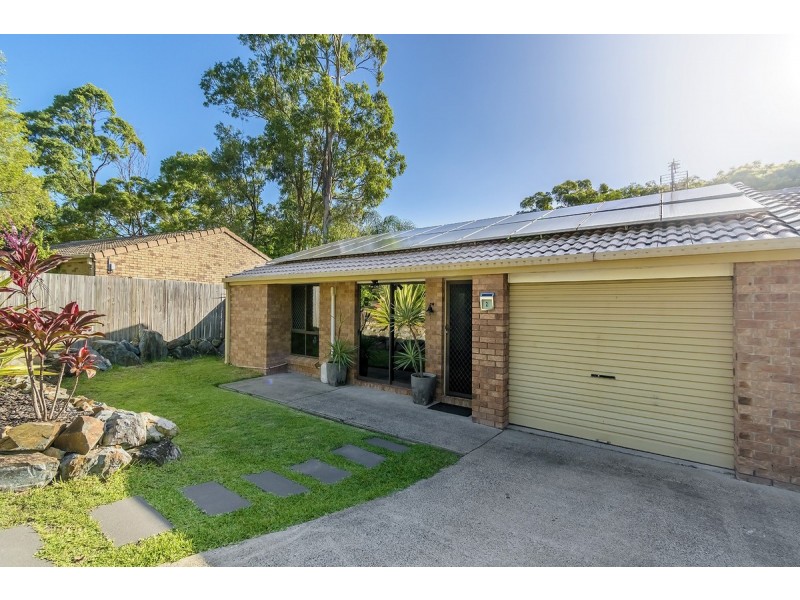 2/3 Wayne Place, Oxenford QLD 4210