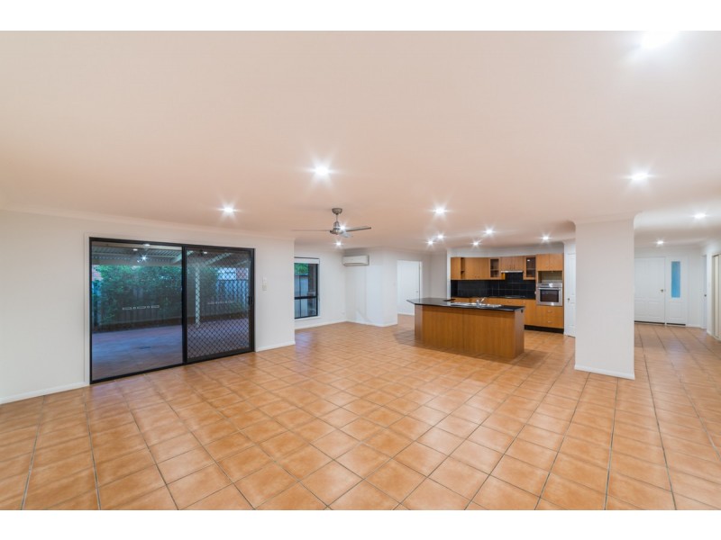 31 Catchlove Street, Maudsland QLD 4210