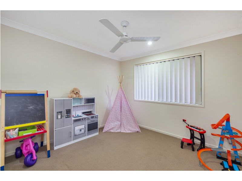 2 Breezeway Drive, Bahrs Scrub QLD 4207
