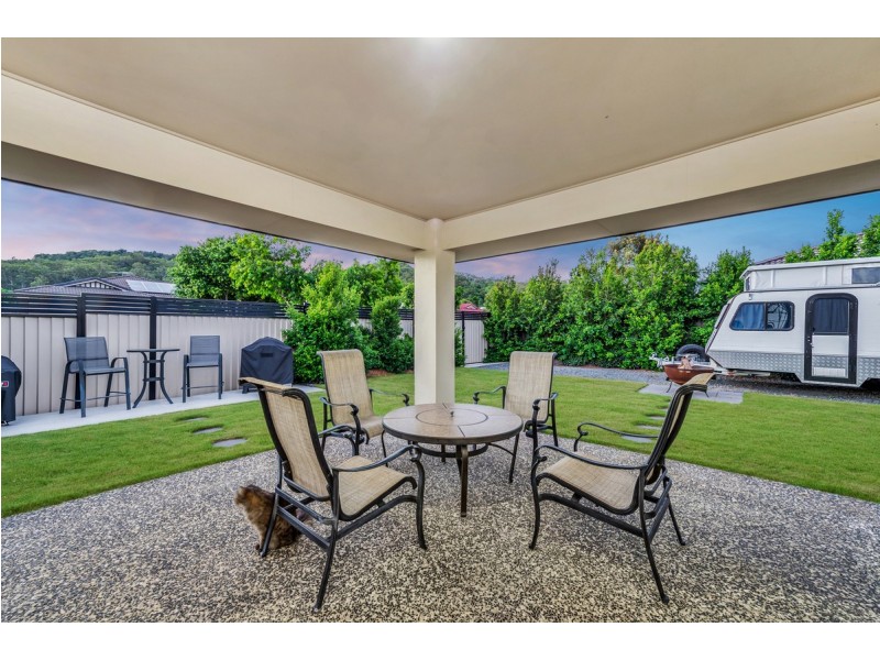 2 Breezeway Drive, Bahrs Scrub QLD 4207