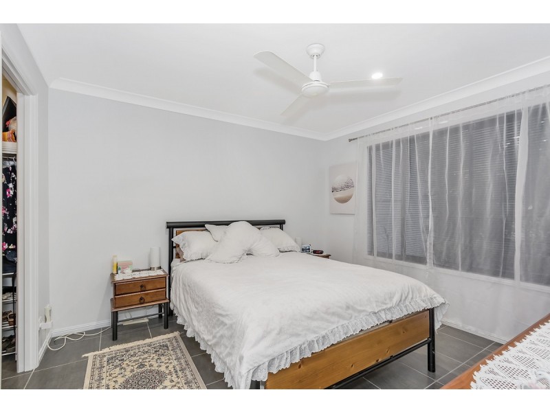 1/5 Sanderling Street, Upper Coomera QLD 4209