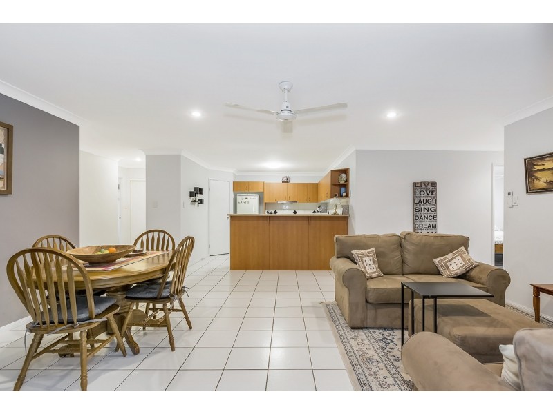 1/5 Sanderling Street, Upper Coomera QLD 4209