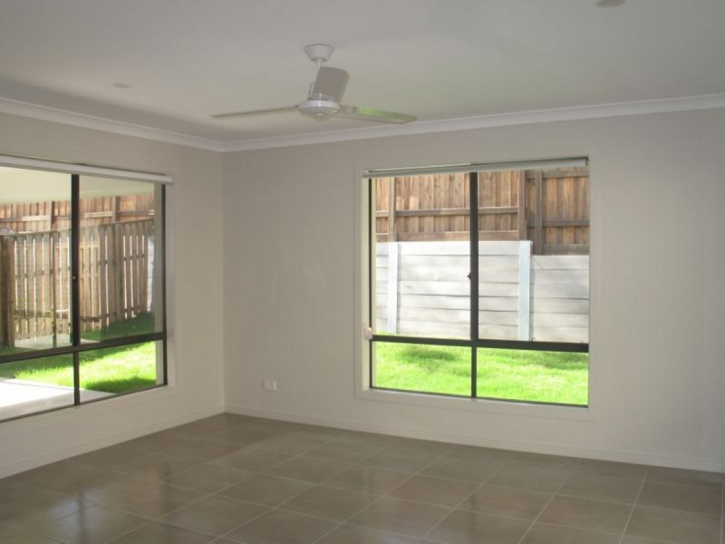 45 Moorinya Circuit, Pimpama QLD 4209