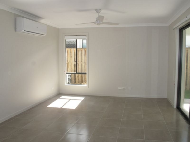 45 Moorinya Circuit, Pimpama QLD 4209