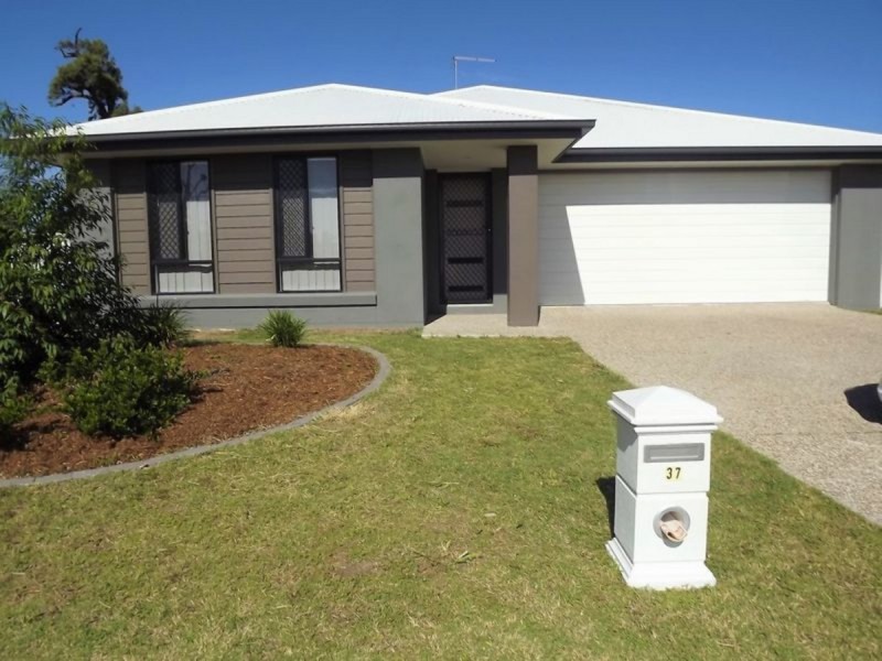 37 Parkvista Circuit, Coomera QLD 4209