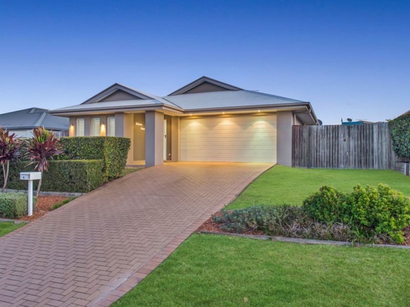 8 Bloomfield Court, Ormeau QLD 4208