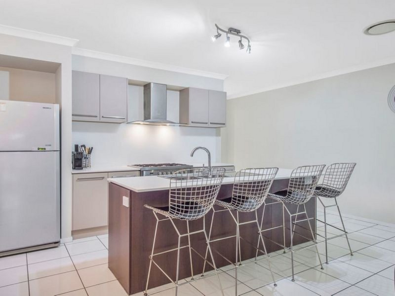 8 Bloomfield Court, Ormeau QLD 4208