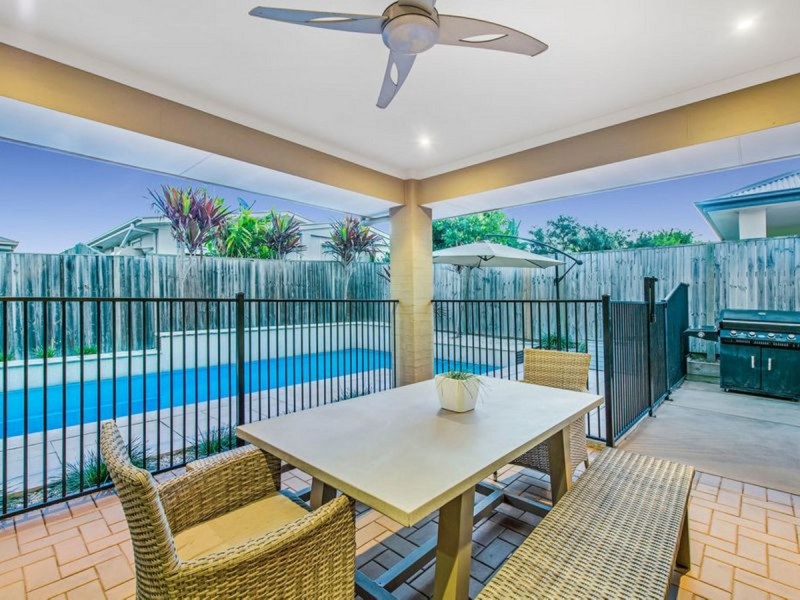 8 Bloomfield Court, Ormeau QLD 4208