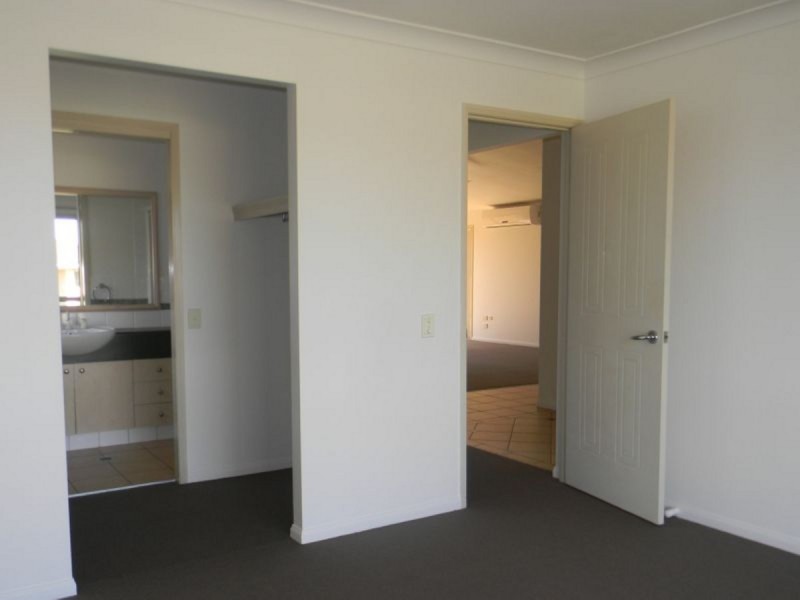 6 River Heights Road, Upper Coomera QLD 4209