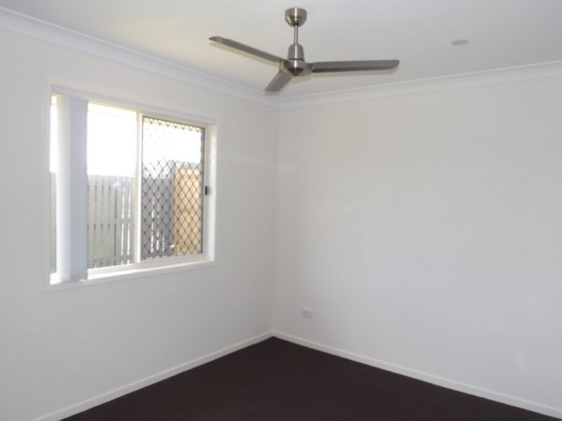 40 Azure Way, Coomera QLD 4209