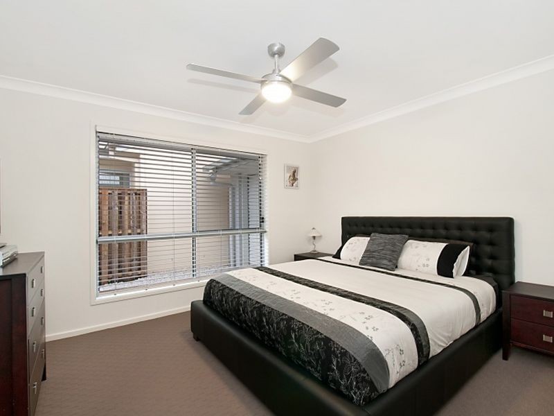 16 Cabriolet Court, Upper Coomera QLD 4209