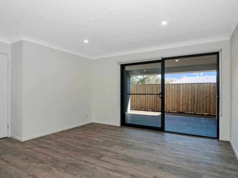 1/6 Pidgeon Street, Pimpama QLD 4209