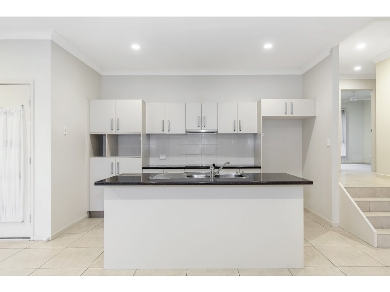 1/29 Filbert Street, Upper Coomera QLD 4209