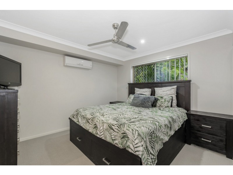 1/12 Isetta Court, Upper Coomera QLD 4209