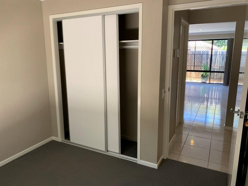 4 Hollanders Crescent, Ormeau Hills QLD 4208
