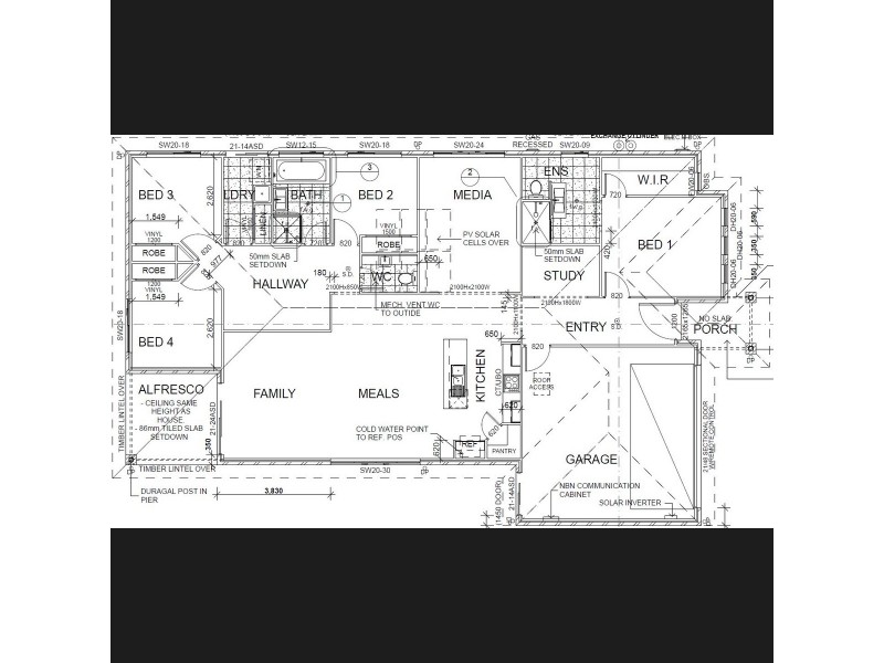 4 Hollanders Crescent, Ormeau Hills QLD 4208 Floorplan