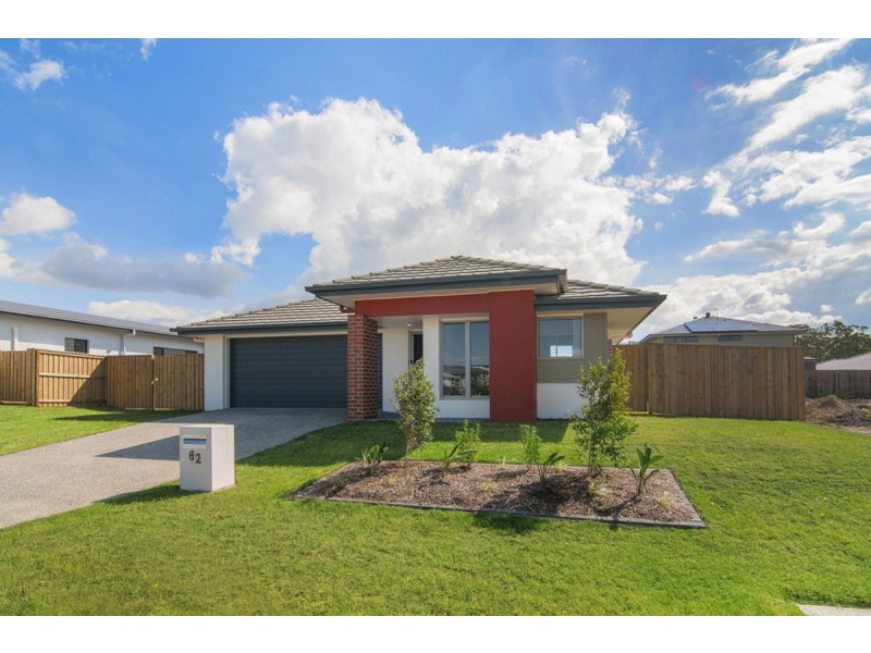 62 Azure Way, Pimpama QLD 4209