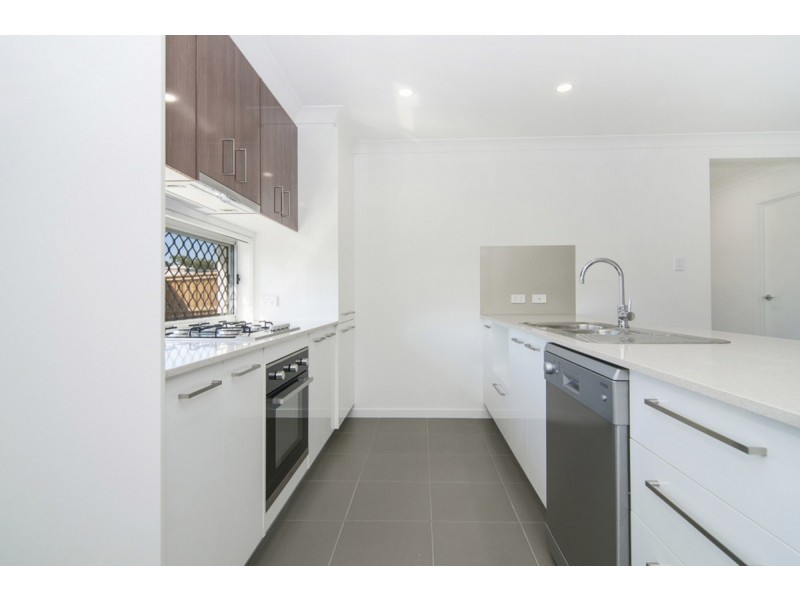 62 Azure Way, Pimpama QLD 4209