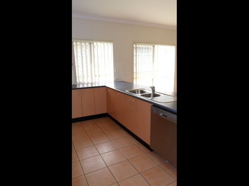 11 Carallia Court, Ormeau QLD 4208