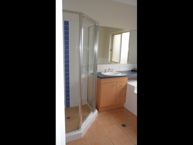11 Carallia Court, Ormeau QLD 4208