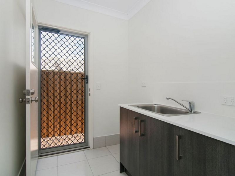 9 Cudmore Street, Pimpama QLD 4209