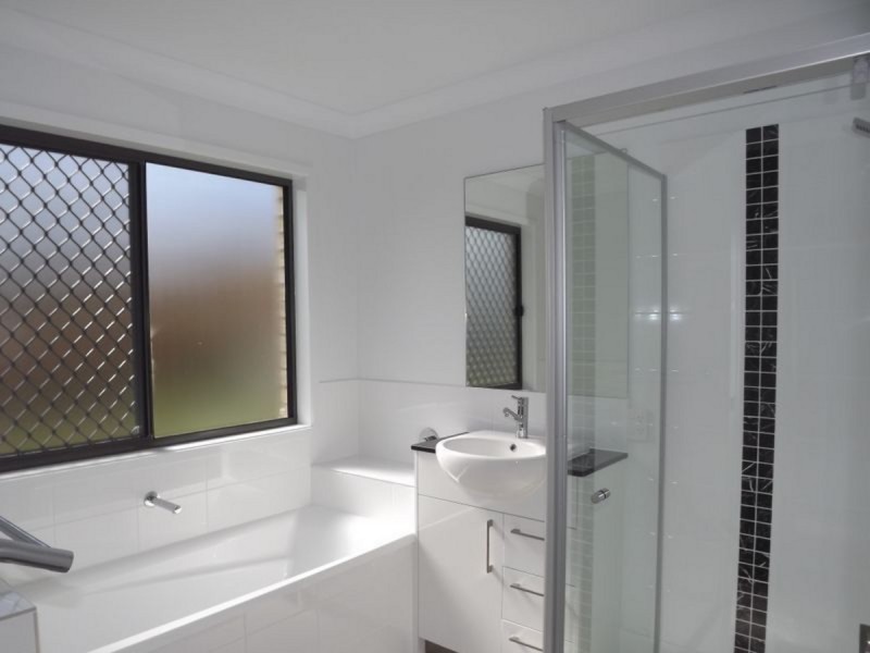 10 Alexa Rise, Upper Coomera QLD 4209