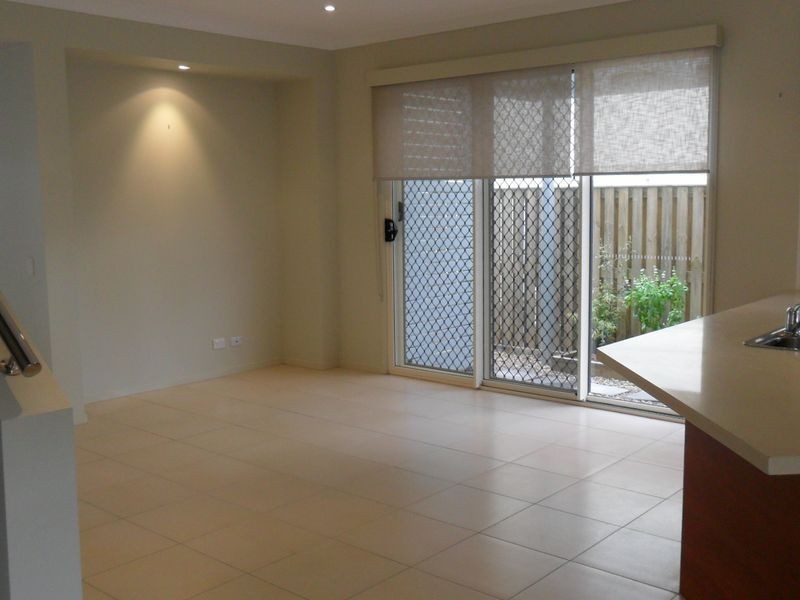22 Rose Valley Drive, Upper Coomera QLD 4209