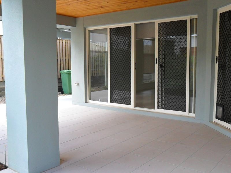 22 Rose Valley Drive, Upper Coomera QLD 4209