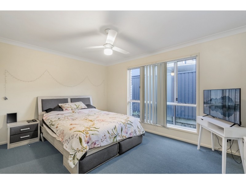 2 Firecrest Close, Upper Coomera QLD 4209