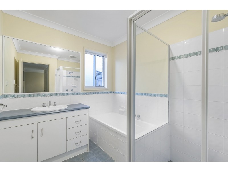 2 Firecrest Close, Upper Coomera QLD 4209