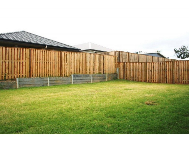 96 Edwardson Drive, Coomera QLD 4209