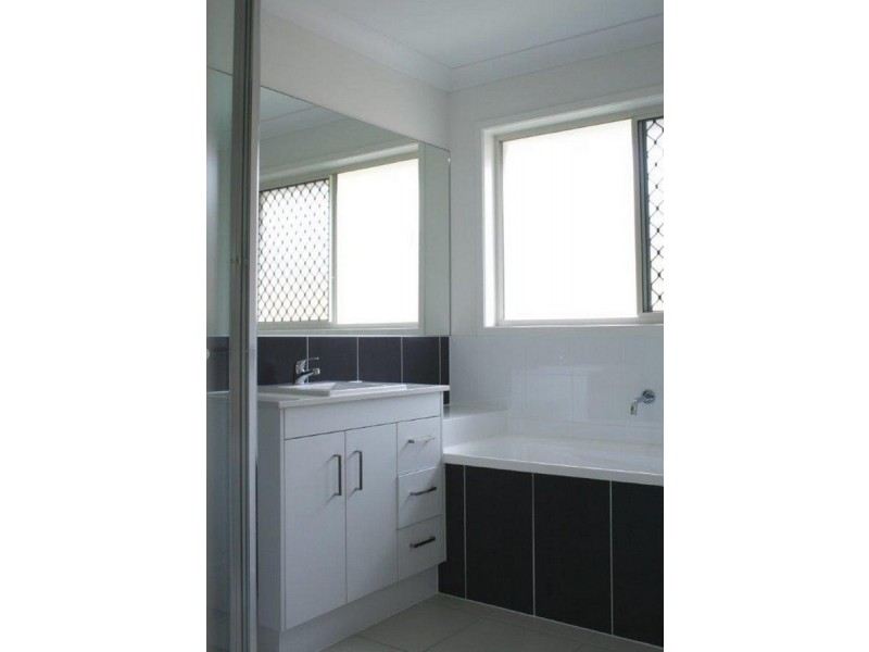 96 Edwardson Drive, Coomera QLD 4209