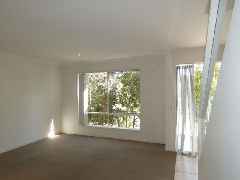 2/26 Jimmy Road, Coomera QLD 4209